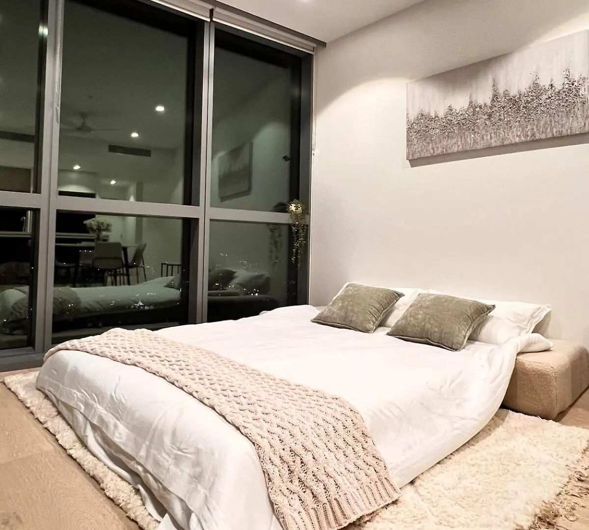 Cbd Queen Wharf Apartment With Views Pool And Gym Australia